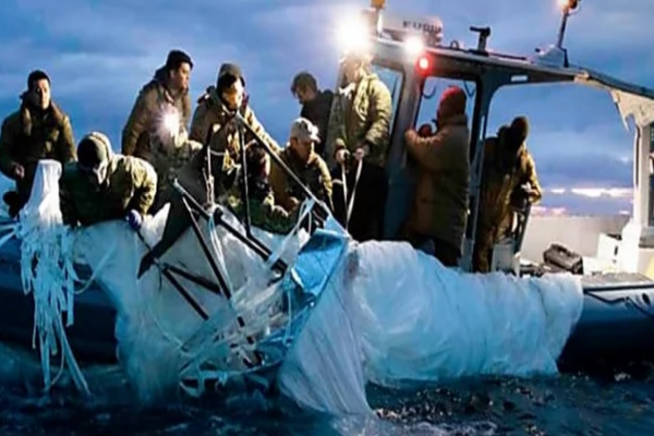 CHINESE SPY BALLOON 01